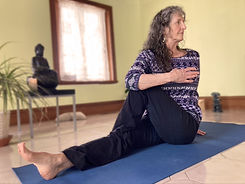 Yoga teinte.jpg