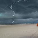 Raio na praia.png