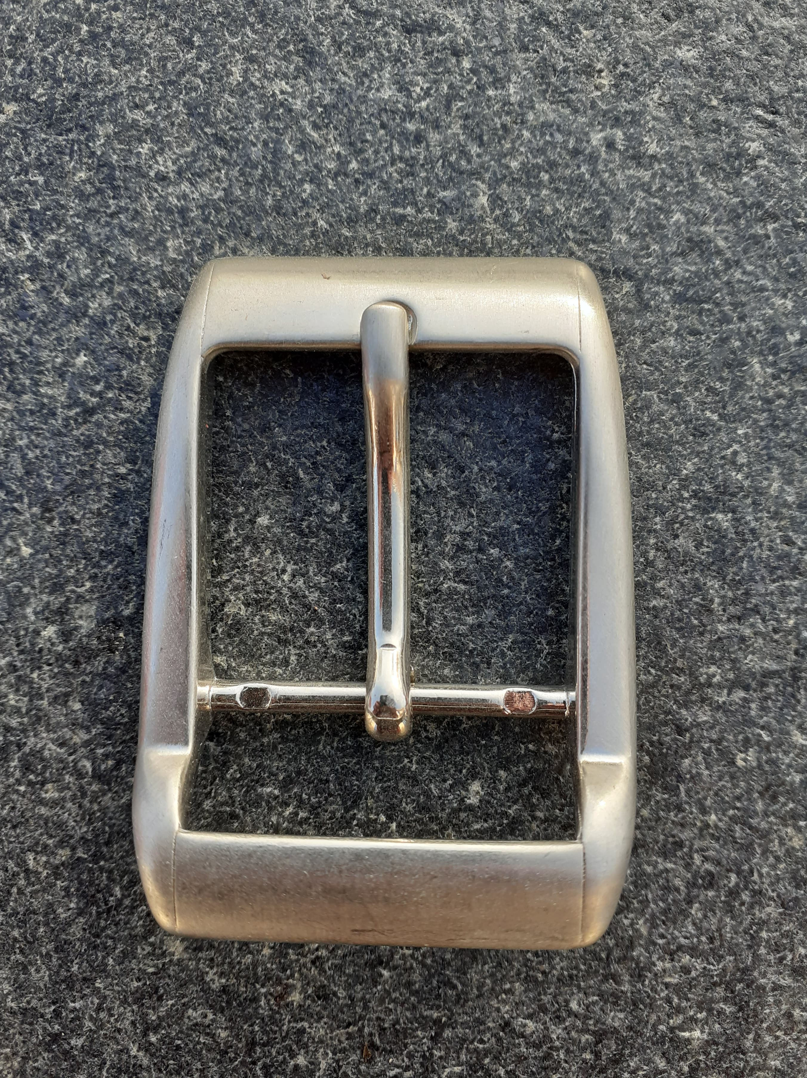 Boucle de 3 cm argenté  (Ref 10402)