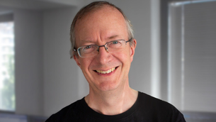 JULIAN GOLLOP