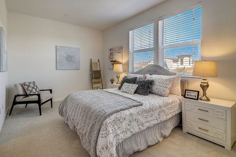 221 Burbank St, Hayward