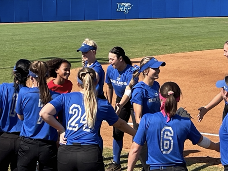 Middle Tennessee State University softball loses 7-5 against Tennessee Tech