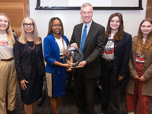 Tennessee Secretary of State Presents MTSU with Award for Voter Registration Win