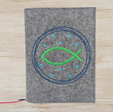 Wosadnik Wosadnikhülle Gotteslobhülle Dunkelgrau meliert Fisch Punkte Kreise Erstkommunion Kommunion swjate woprawjene