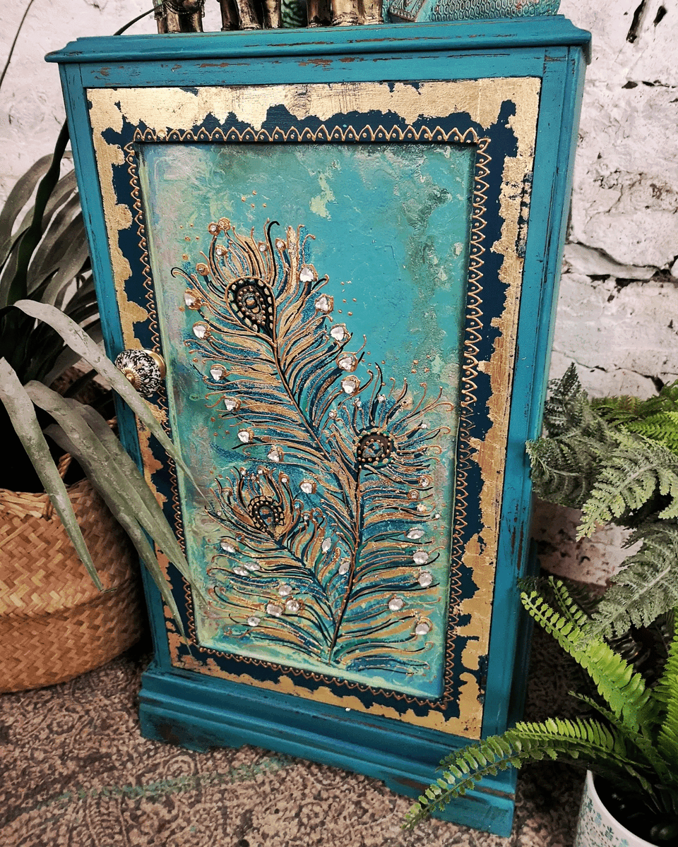 Patricia Queen of the Pot Cupboards Made by Marley