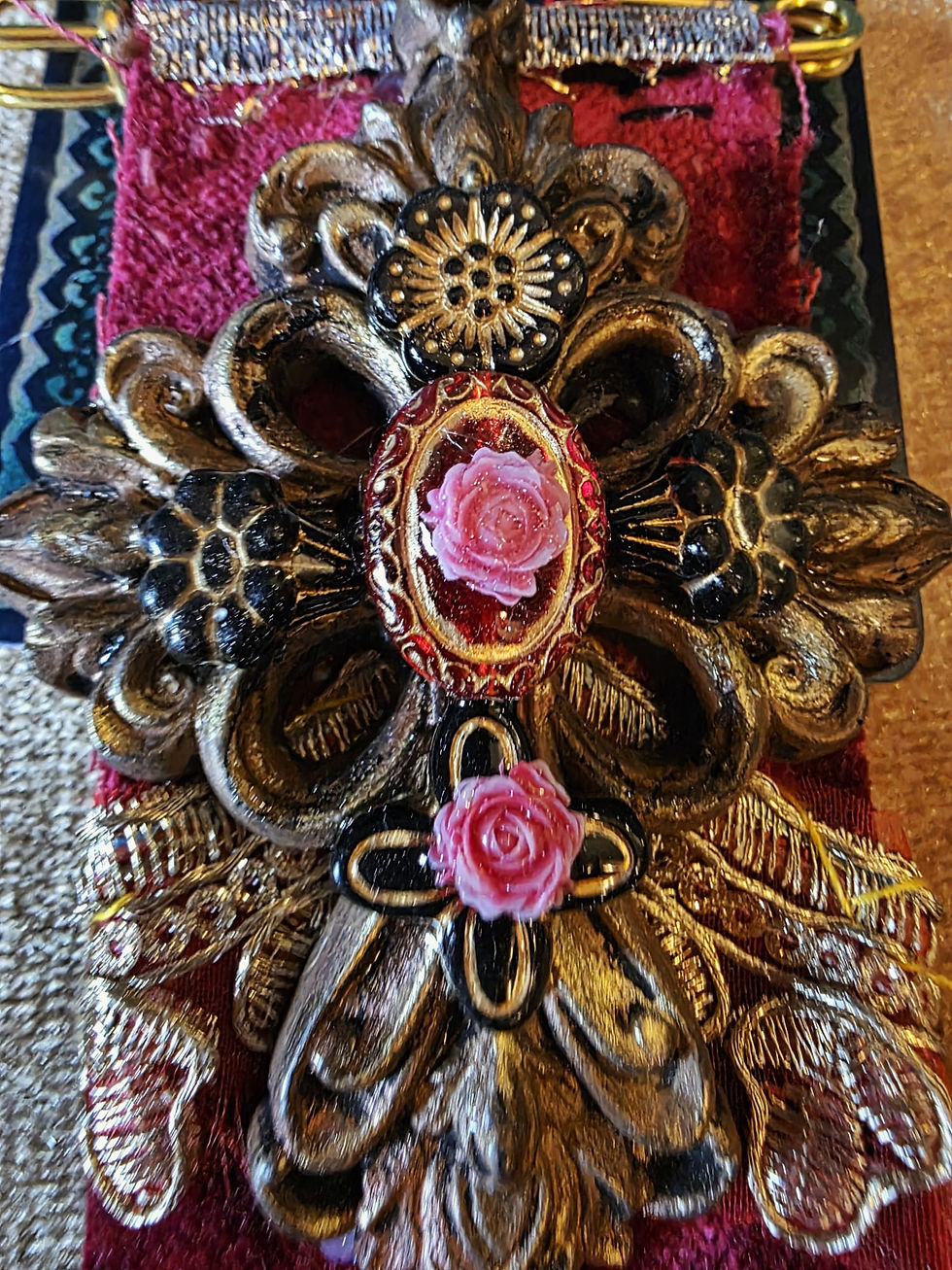 Thumbnail: Metal and Velvet Medal / Brooch