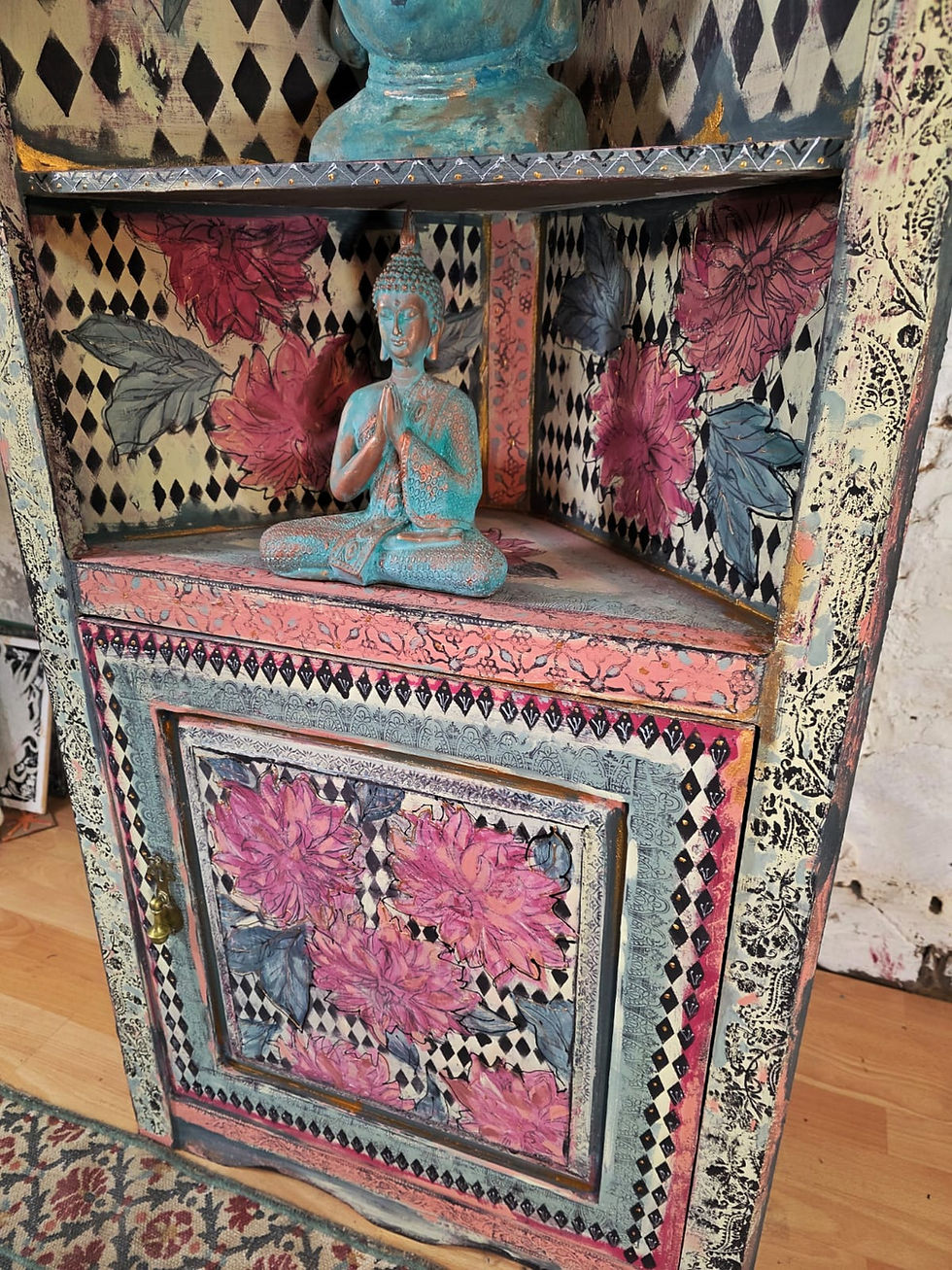 Thumbnail: Bohemian harlequin hand-painted corner unit