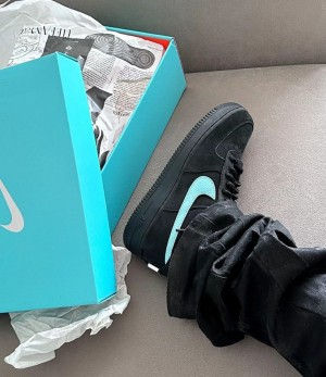 N IKE AIRFORCE 07 x TIFFANY N CO SEMI UA PACKING