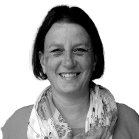 Smiling woman, headshot
