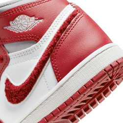 LE SNEAKERS STANNO DIVENTANDO INTROVABILI