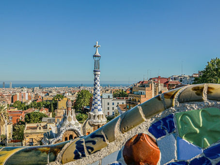 Spain to become a high-risk country, Greece will not request a test