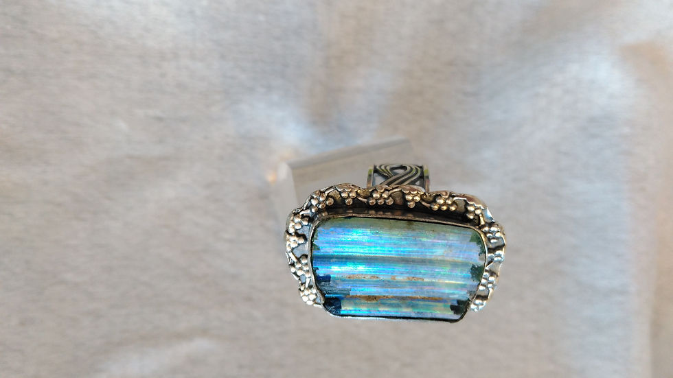 Ring 017