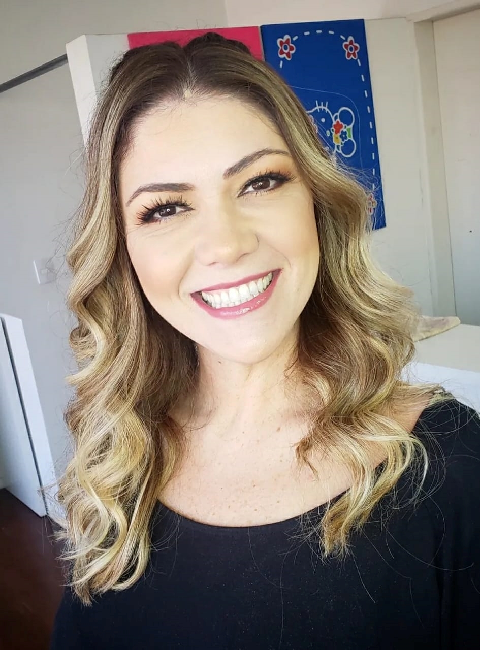 Maira Rezende.gif