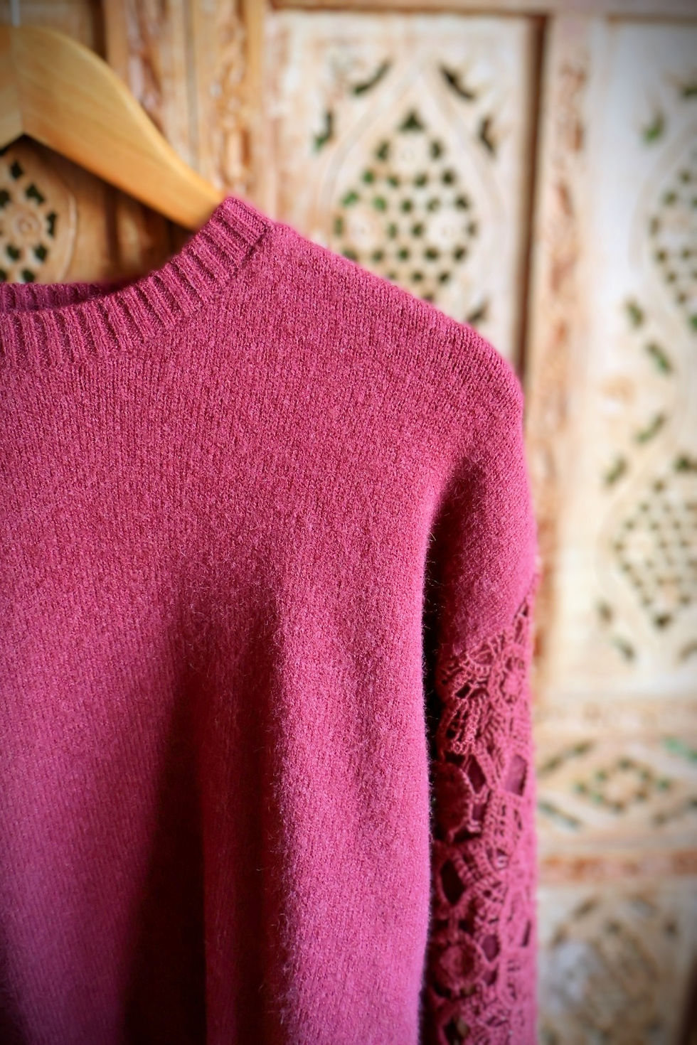 Miniature : Pull Bordeaux Manches en Crochet