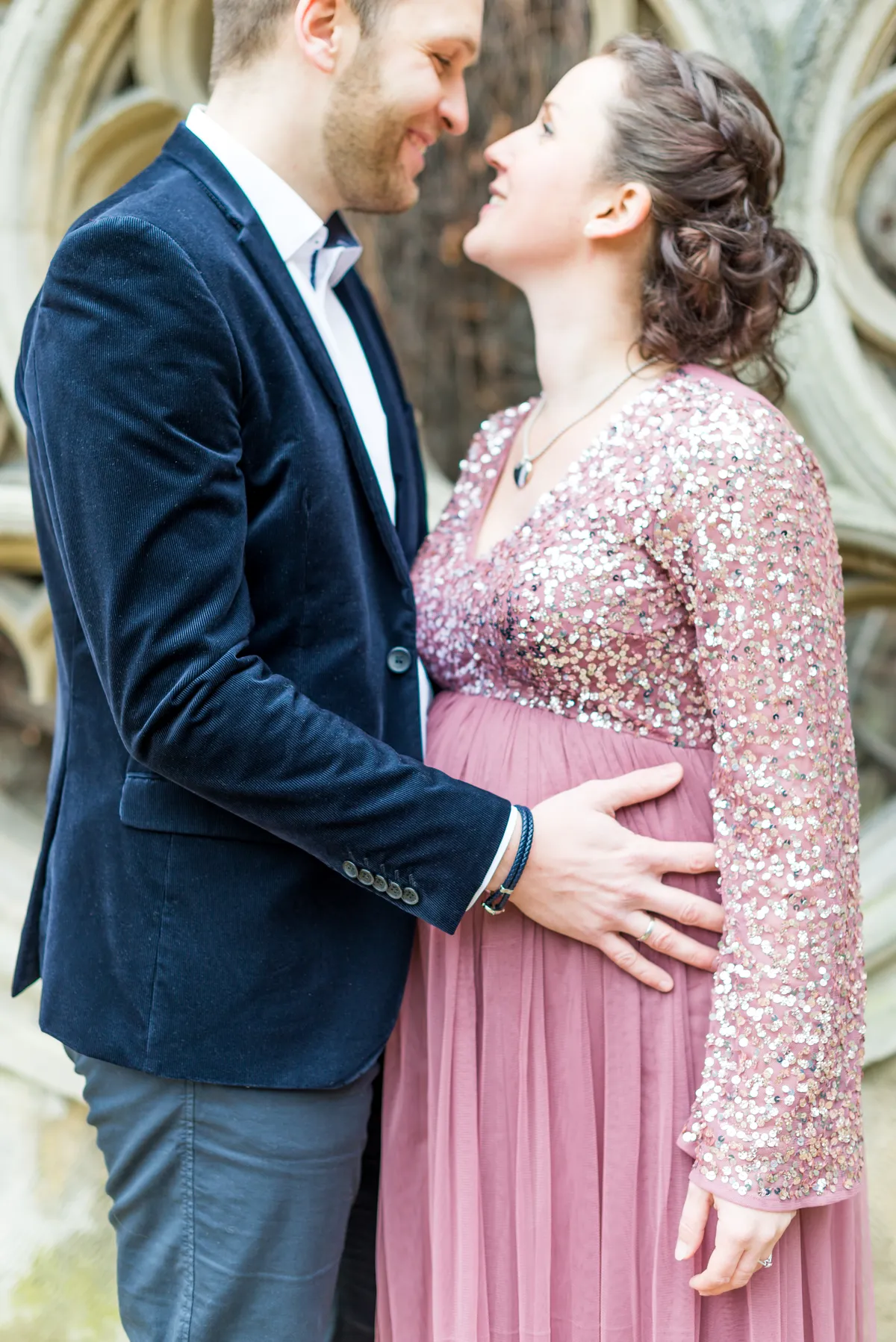 Photo mariage Haute-Savoie – couple fiancée enceinte portrait naturel