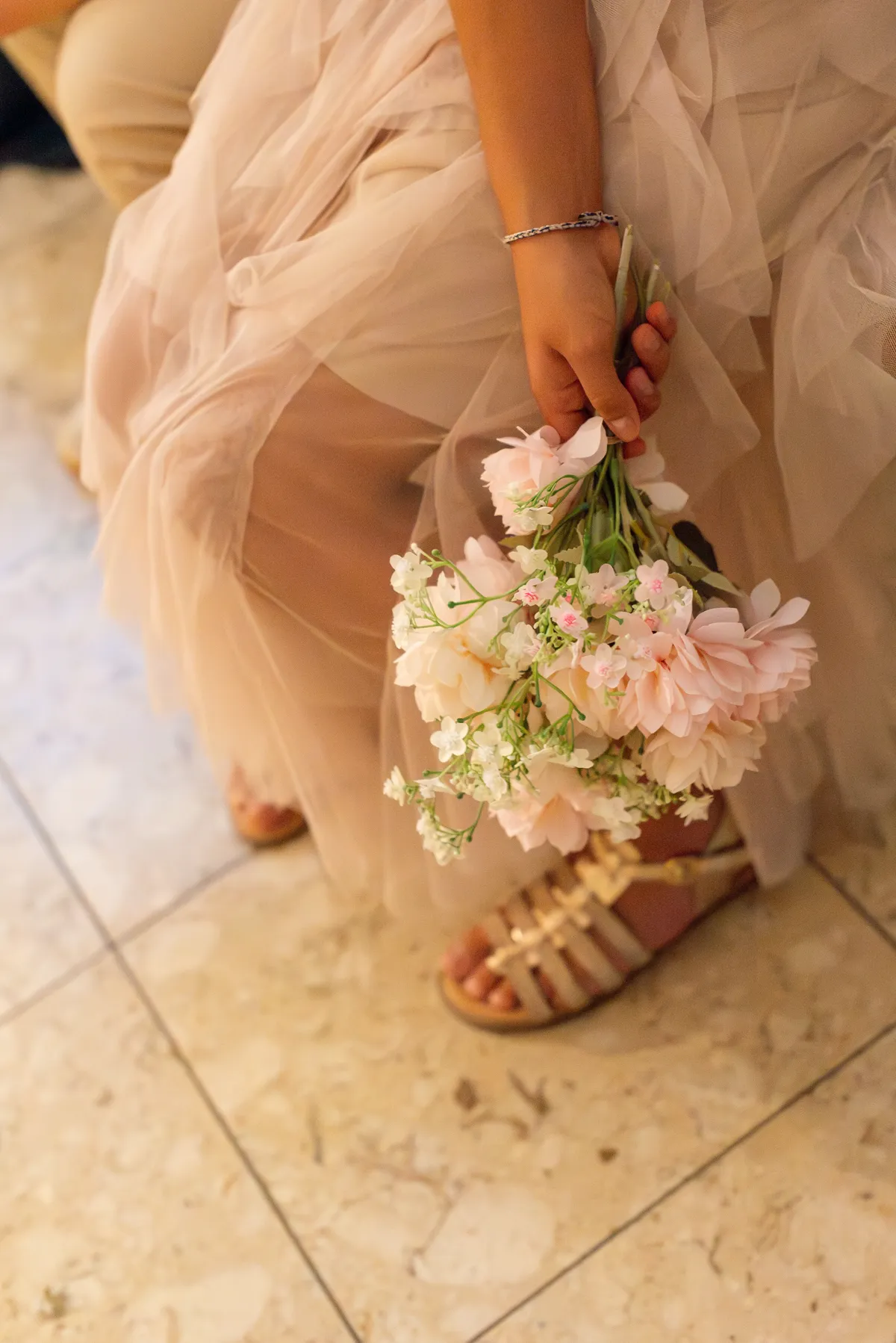 Petit bouquet de fleurs, ambiance chaleureuse