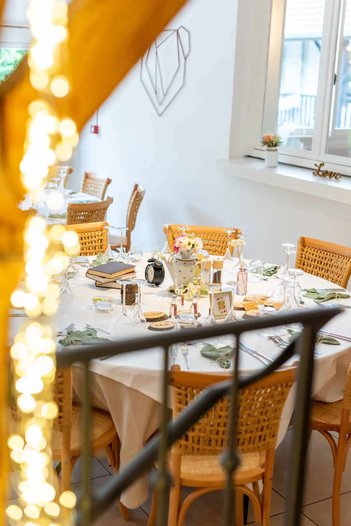 Table du dîner de mariage au Clos de Florie en Savoie