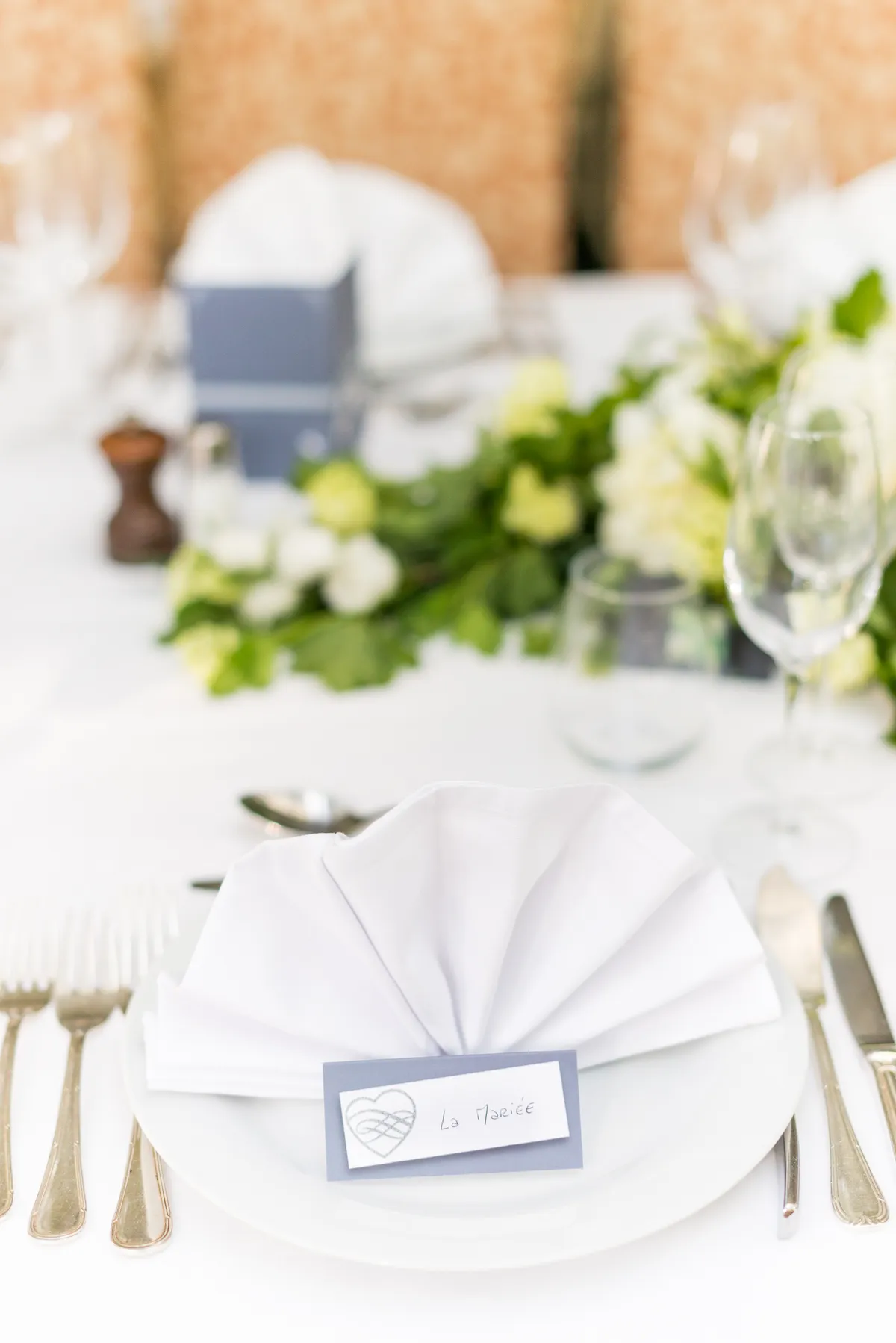 Photo mariage Tresserve – détail porte-nom invité décoration table
