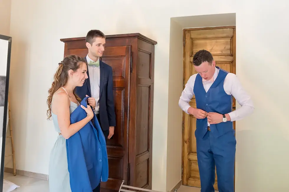 Photographe mariage Savoie – préparatifs marié élégant mariage