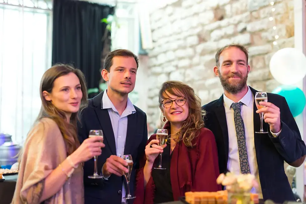 Photographe mariage Chambéry – invités vin d'honneur ambiance mariage