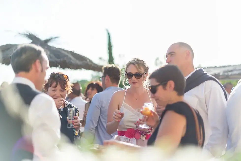 Photographe mariage Haute-Savoie – invités vin d'honneur mariage