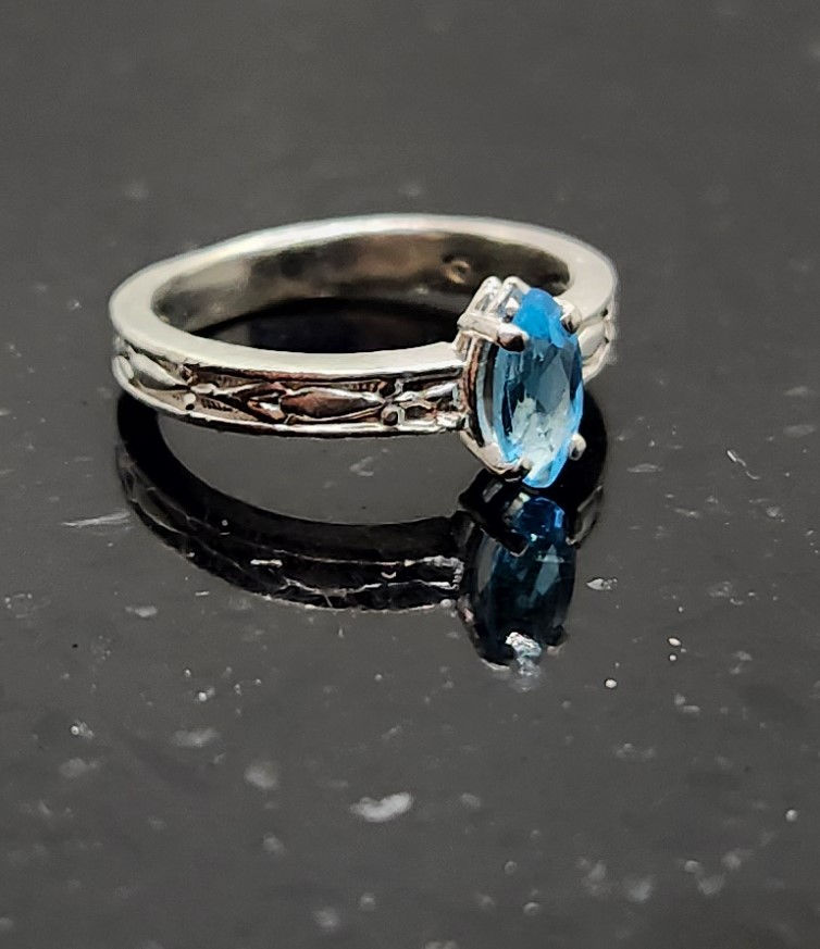 Thumbnail: Swiss Blue Topaz Ring