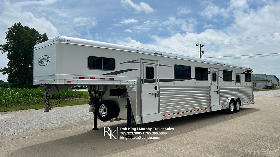 2025 4-Star Trailers 37' 6-8 Horse Head to Head Gooseneck