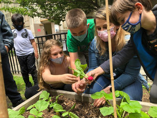 April 1: Garden Family Day