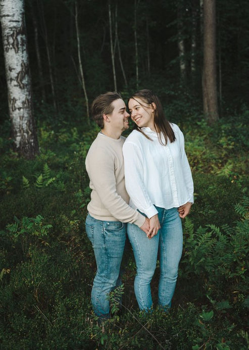Helmiina Photography - parikuvaus Turku / Jyväskylä - metsä