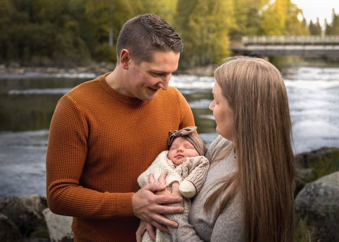 valokuvaaja Jyväskylä Laukaa lapsikuvaus perhekuvaus 1v kuvaus