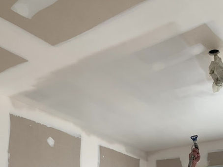 Travaux enduit airless maison neuve