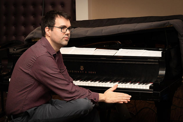 Mike_Conrad_Piano.jpg