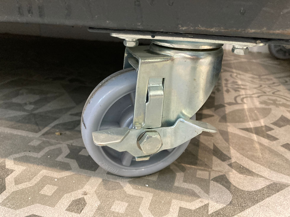 الصورة المصغرة: D83R-GS3 83" Glass Door Reach-In Commercial Refrigerator