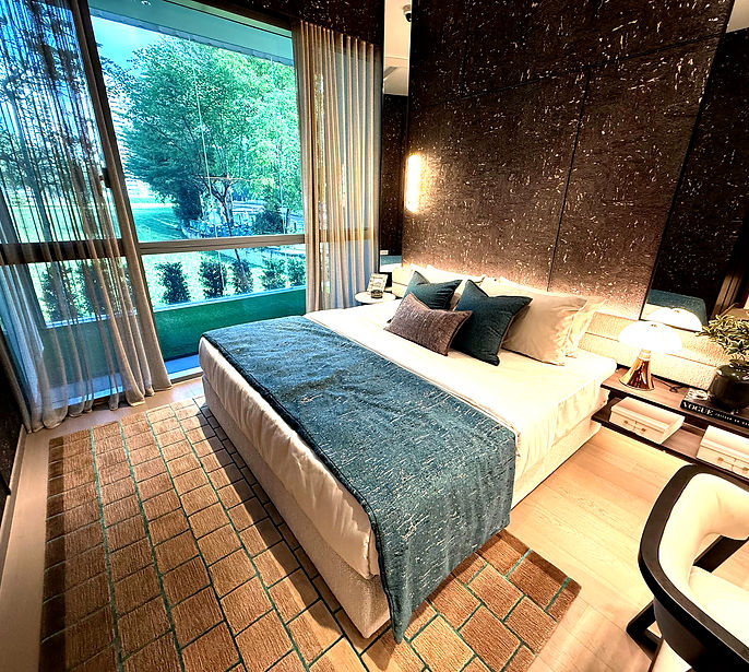 Promanade Peak showflat 4 bedroom master