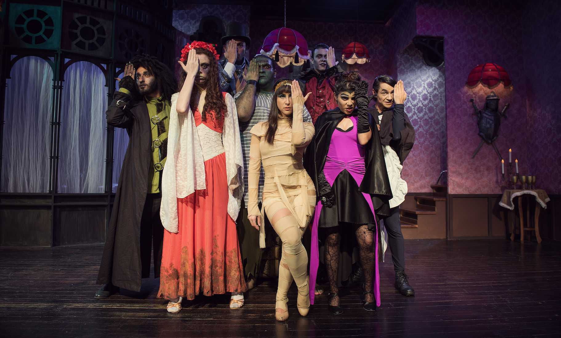 Monstruos: Una Comedia Musical
