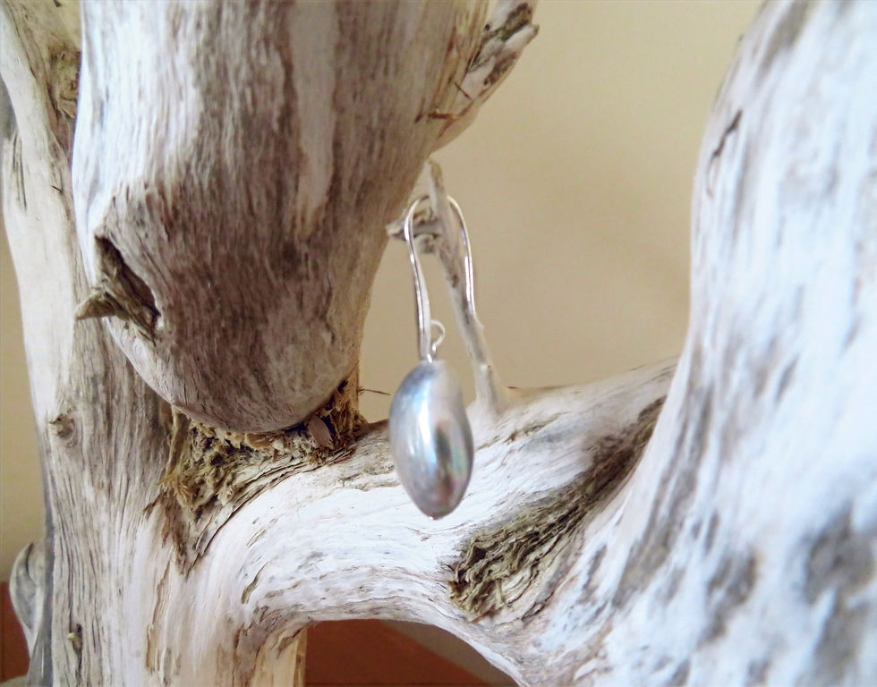 Thumbnail: Flat silvery grey Baroque Pearl Earrings