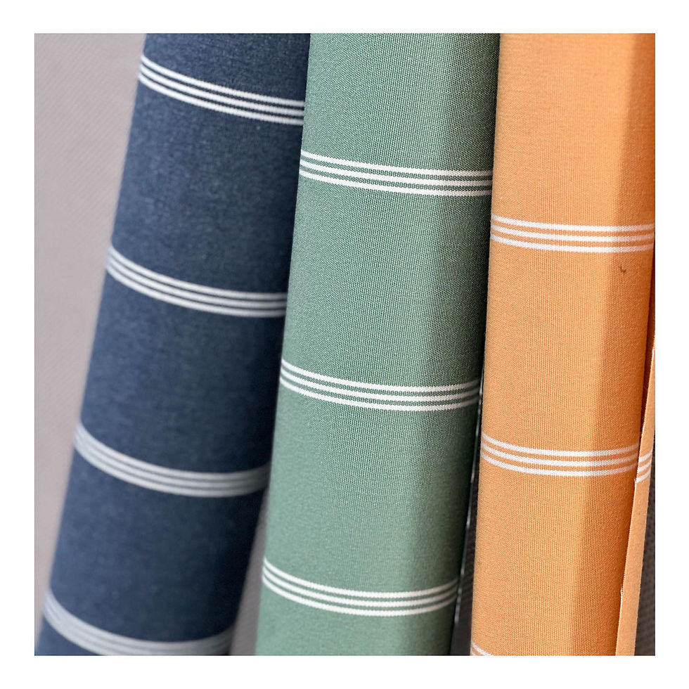 Thumbnail: FLUTTER OTTOMANS - outer + inner