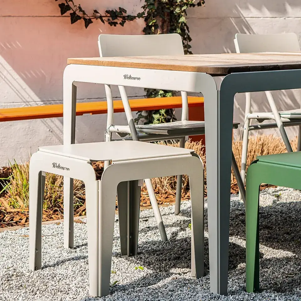 Thumbnail: BENDED STOOL