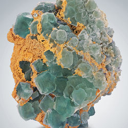 MA 1-28, 9 x 9 x 6.8 cm(3)