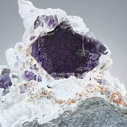 WE 20-8, 11.4 x 10.5 x 7 cm(4)