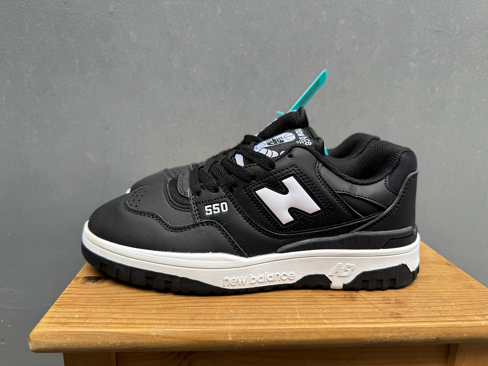 Thumbnail: NEW BALANCE 550
