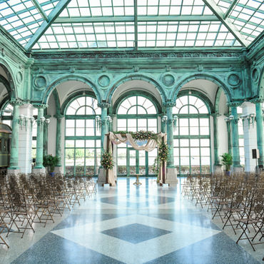 Choosing Your Perfect Wedding Theme and Decor