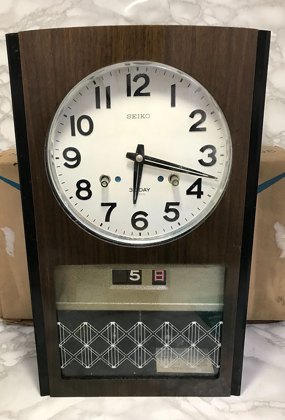 柱時計まとめ売りバラ売りも可能 12/7 古い柱時計をお買取りさせて頂きました！