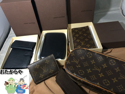 京都府乙訓郡のお客様よりルイヴィトンをまとめて買取させて頂きました。