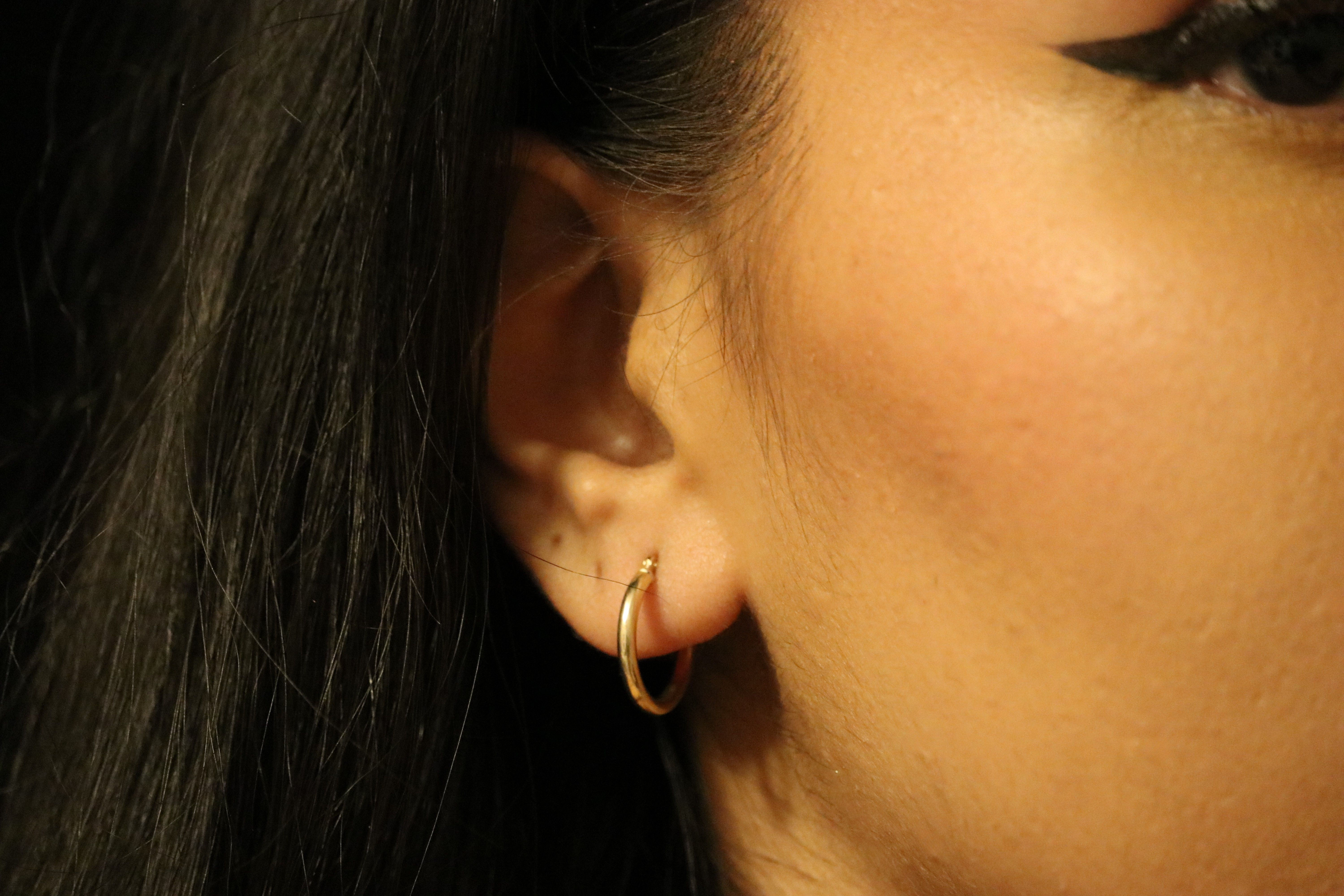 Stella Classic Polished Gold Hoop Earrings