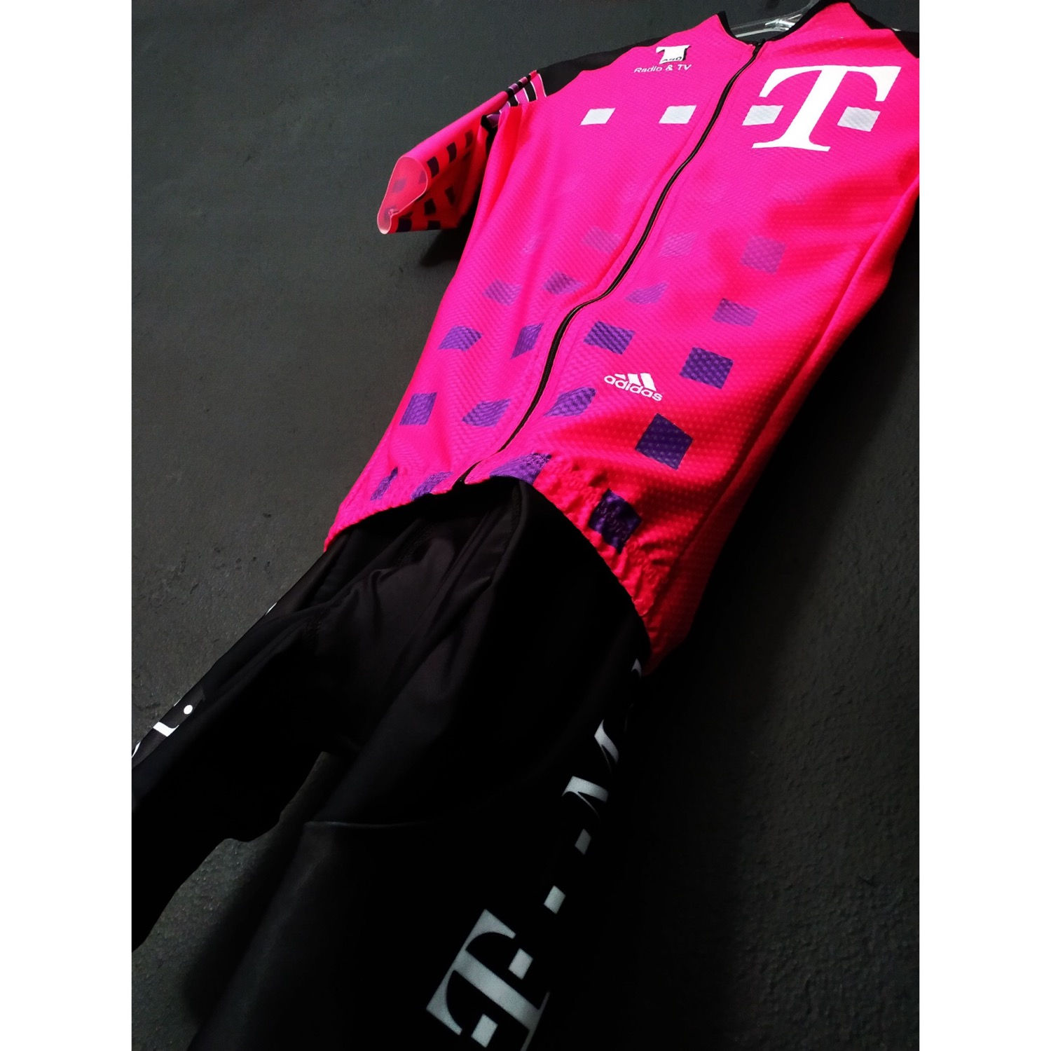 Conjunto de Ciclismo Team Telekom (T-Mobile)