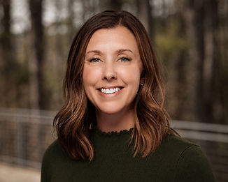 Dr. Rayna Petikas, board-certified psychologist, executive coach, and leadership advisor.