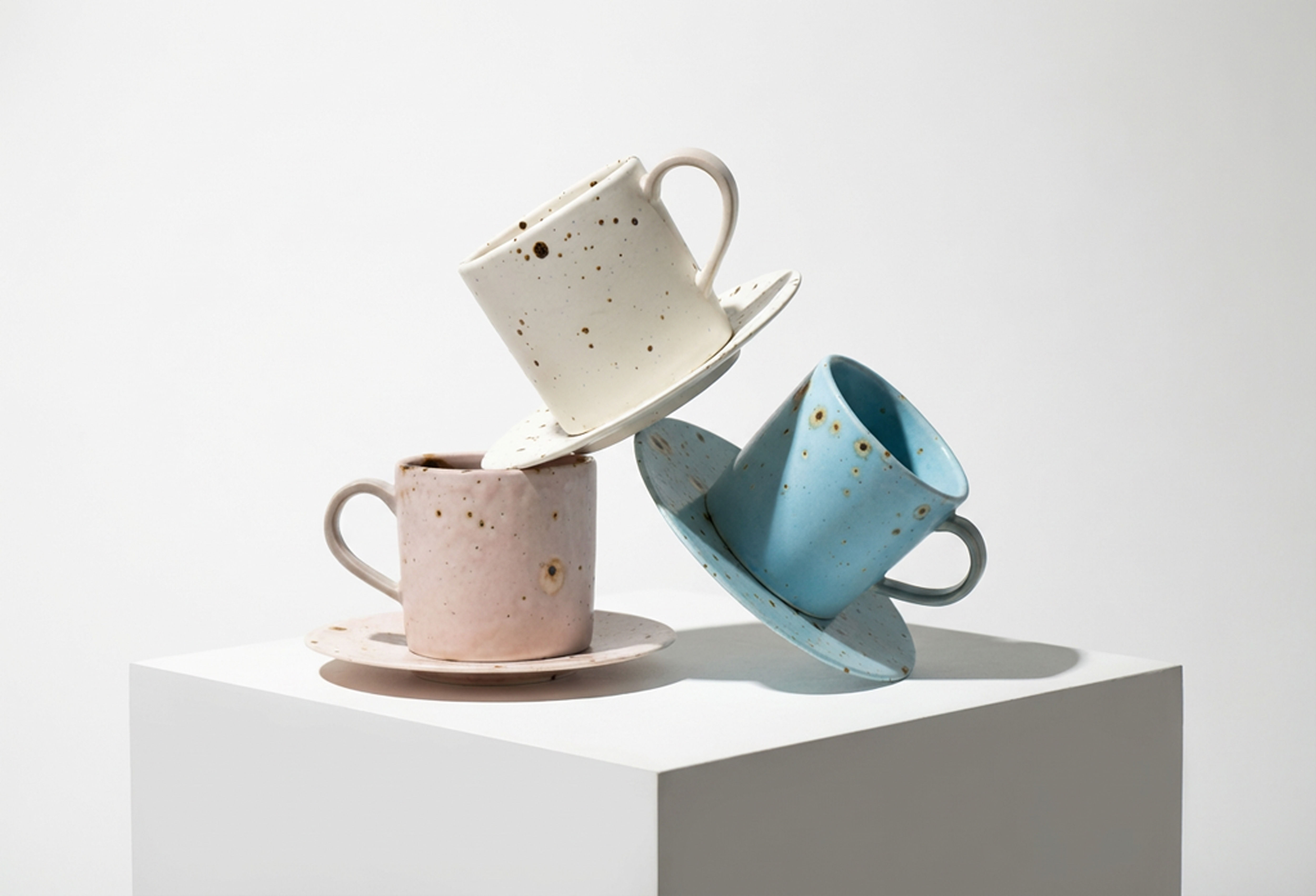 ANGLE CHOCO MINT MUG