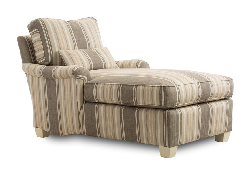 Abigail Chaise lounge from Vogel