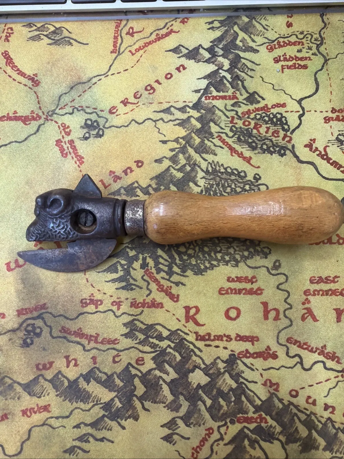 Antique Star Wheel Can Opener Wooden Handle Vintage Rotary Lever Tin Cutter